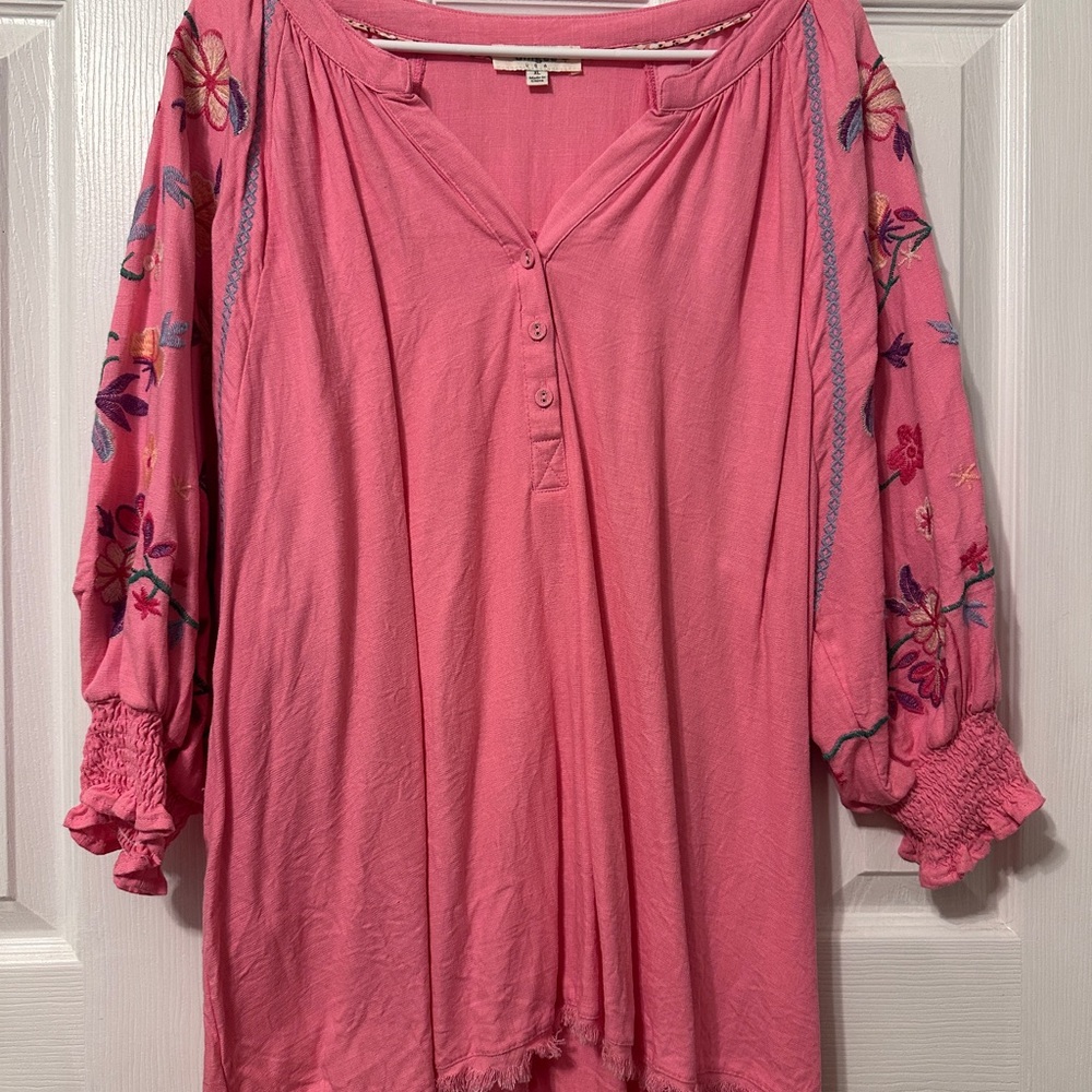 Umgee Pink Blouse with Floral Embroidery